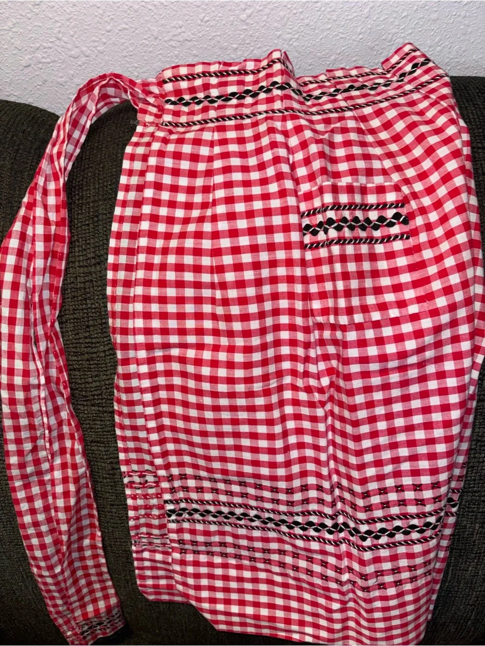 Gorgeous handcrafted vintage checkered aprons lot of 3